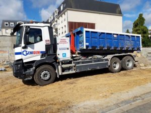 Démolition enlèvement benne Maison des Associations Soissons