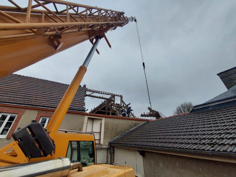 Démolition d'une grange instable à Villedommange